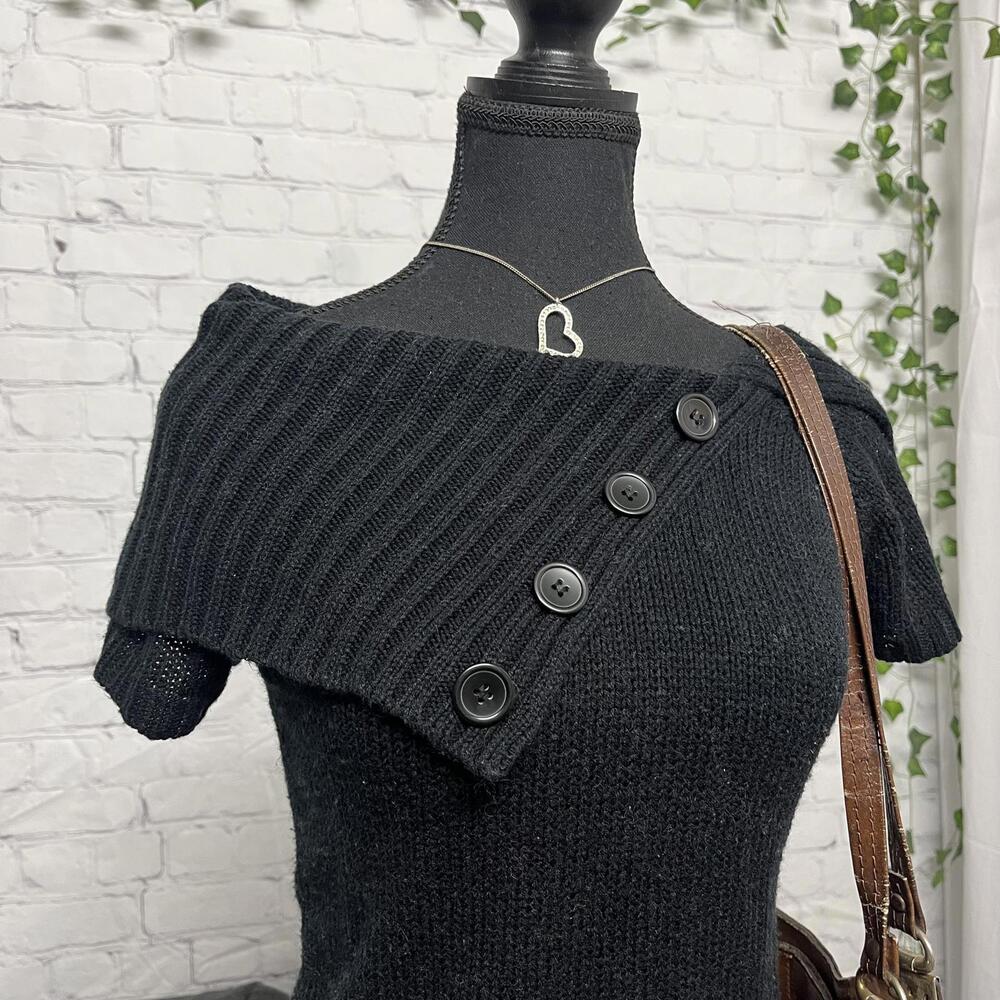 00s black off the shoulder adjusted mini dress - Picture 2 of 6